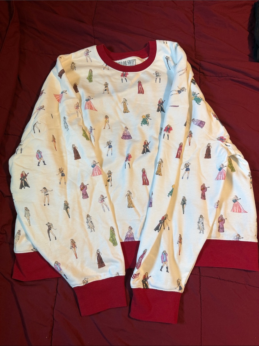 Official Taylor Swift crew neck sweatshirt with "Tiny Taylors" size XL - Picture 1 of 4